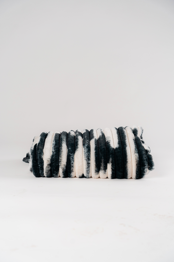 بطانية مخططة — Zebra Black